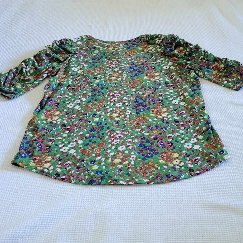 Maison d' Amelie Floral💐 Top - NWT - Picture 12 of 12